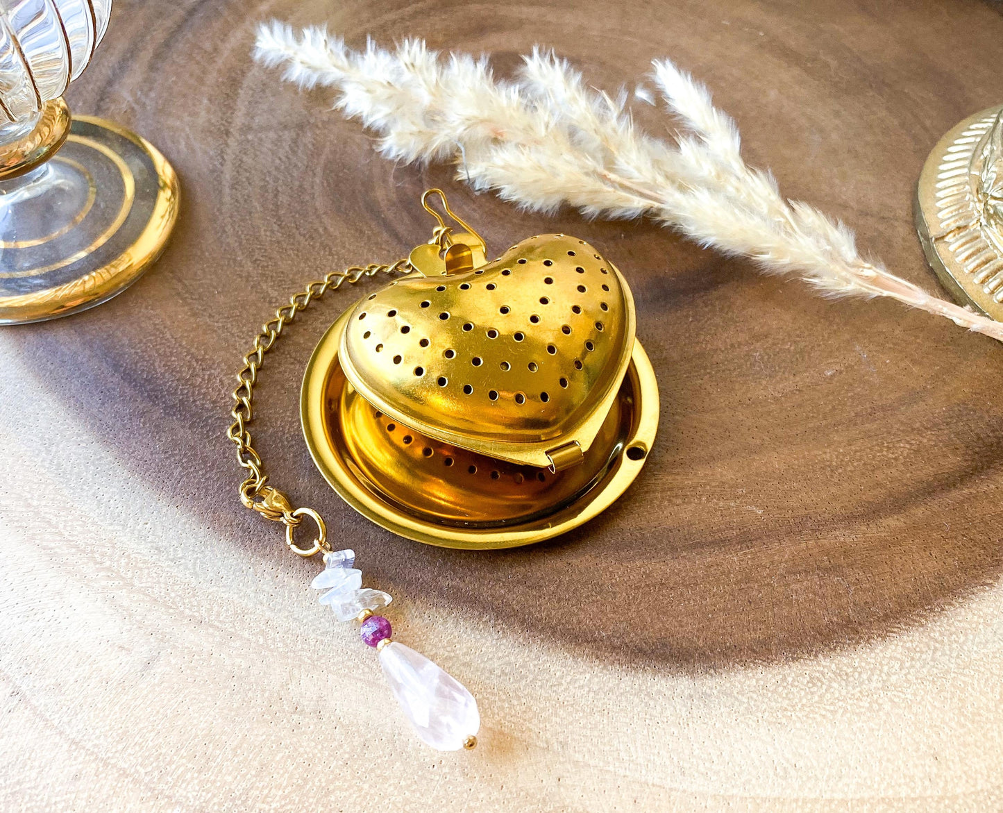 Attract love - Crystal Tea Infuser with Heart Strainer - Gift for Tea Lovers