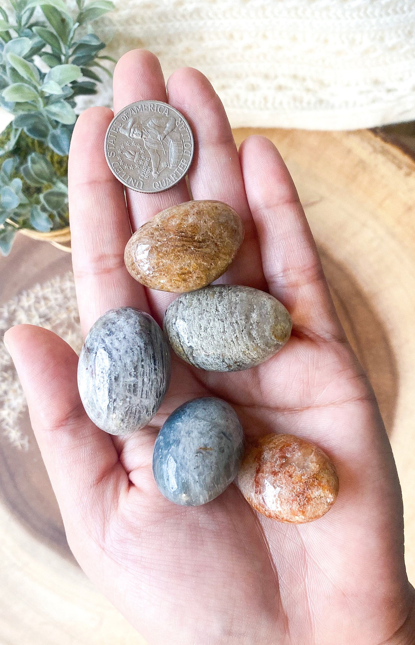 Thousand layer quartz tumbled, pocket stone