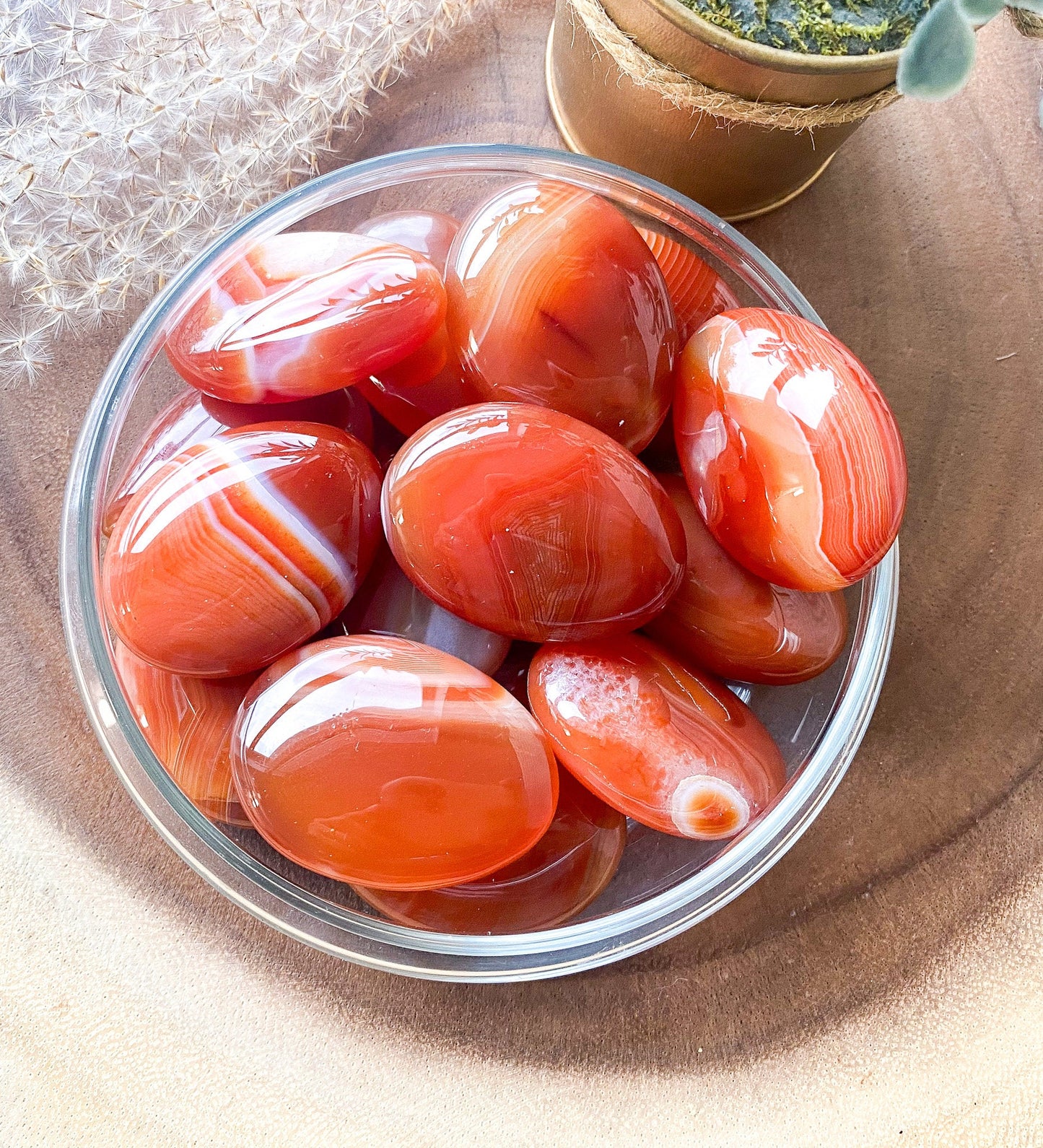 Carnelian palmstone, pocket stone