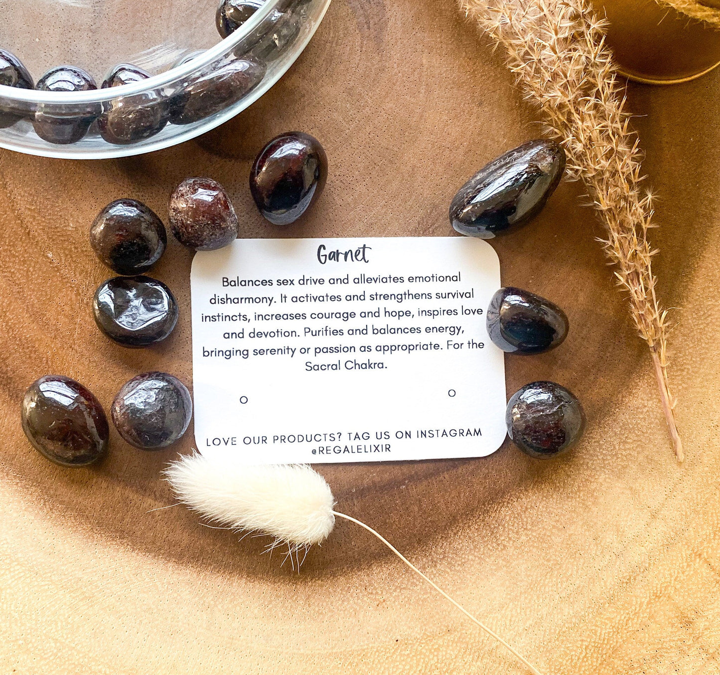 Garnet tumbled, pocket stone